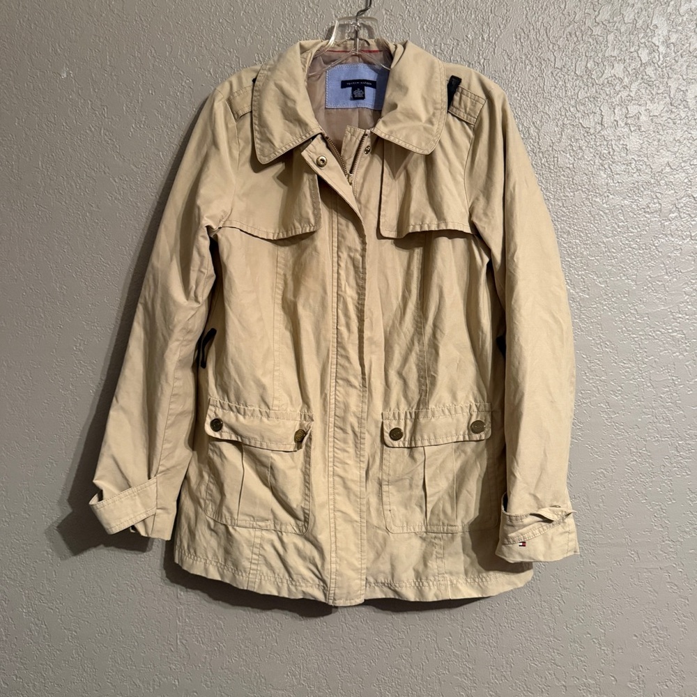 Tommy Hilfiger Tan Utility Jacket with Hood – Women’s Medium